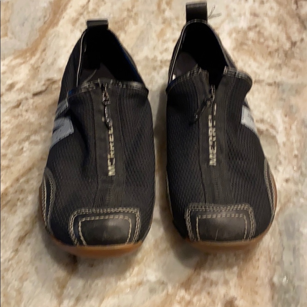 Merrill sneakers